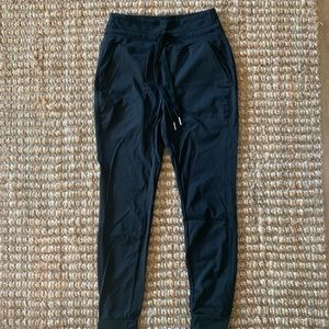 Halara black joggers